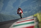 Milan sports-电竞江湖与绿茵战场，Ning巅峰对决，JackeyLove携70激战利物浦，挺进下一轮悬念丛生